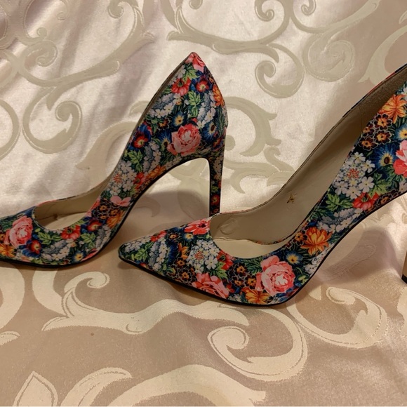 Nine West high heels 👠 women 8 1/2 - Picture 4 of 7